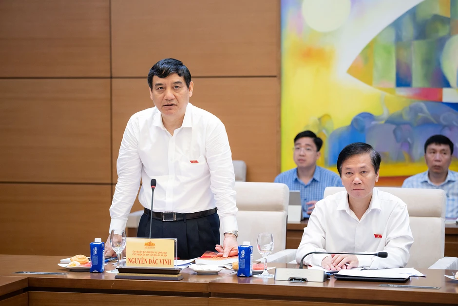 Không để tình trạng 'luật một đường, nghị định một nẻo, thông tư một kiểu' Không để tình trạng 'luật một đường, nghị định một nẻo, thông tư một kiểu'