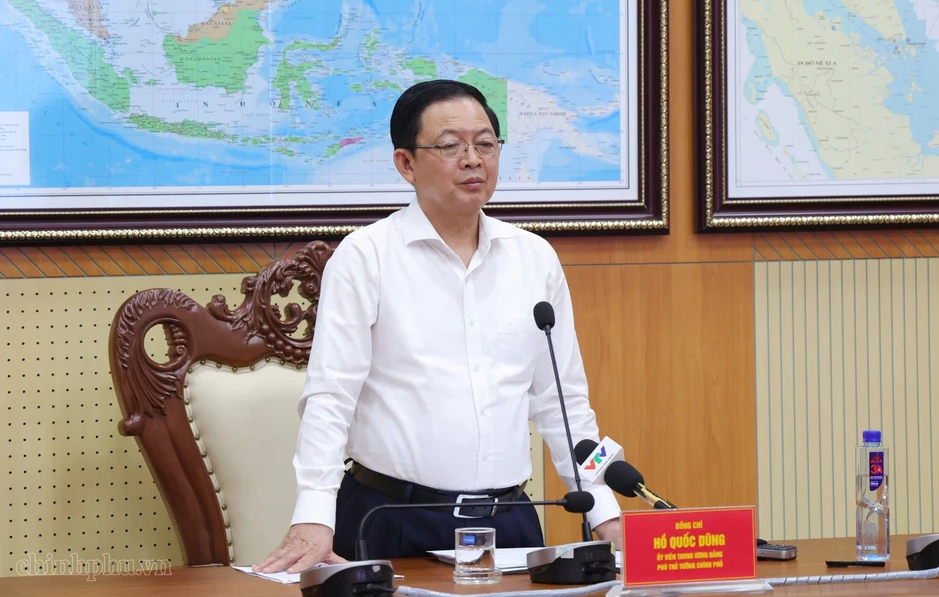 Không để xảy ra tình trạng mưa lũ người dân phải lên nóc nhà kêu cứu