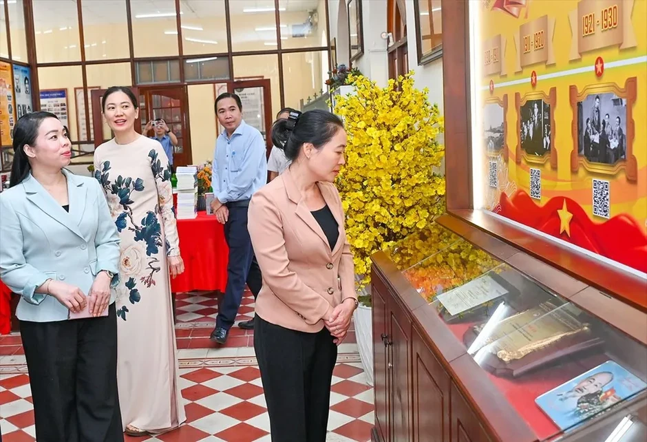 Không gian văn hóa Hồ Chí Minh hiện diện trong đời sống Không gian văn hóa Hồ Chí Minh hiện diện trong đời sống