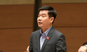'Không nên đưa hợp đồng đặt cọc bất động sản vào diện bắt buộc công chứng'