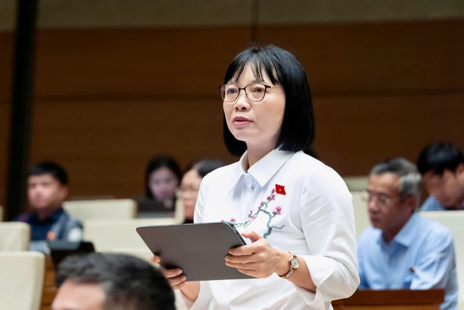 Kiểm soát '3 vòng' với sách về lãnh tụ, lịch sử Kiểm soát '3 vòng' với sách về lãnh tụ, lịch sử