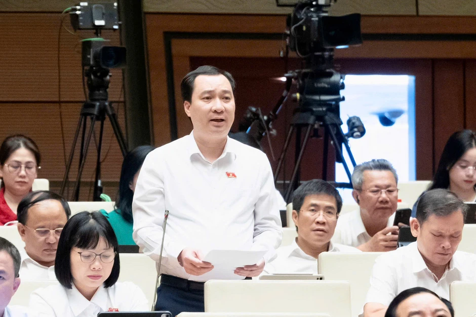 Kiểm soát '3 vòng' với sách về lãnh tụ, lịch sử Kiểm soát '3 vòng' với sách về lãnh tụ, lịch sử