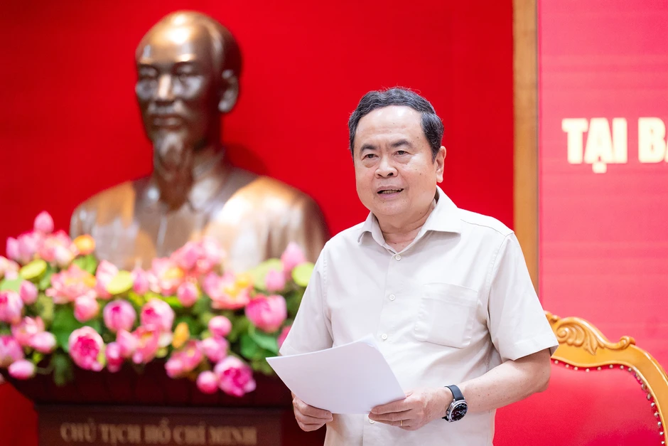 Kiểm tra, đánh giá cán bộ phải thực chất, tránh hình thức, nể nang, cào bằng Kiểm tra, đánh giá cán bộ phải thực chất, tránh hình thức, nể nang, cào bằng