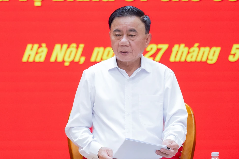Kiểm tra, đánh giá cán bộ phải thực chất, tránh hình thức, nể nang, cào bằng Kiểm tra, đánh giá cán bộ phải thực chất, tránh hình thức, nể nang, cào bằng