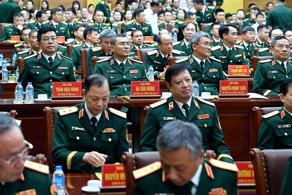 Kiên định nguyên tắc “Đảng lãnh đạo tuyệt đối, trực tiếp về mọi mặt đối với Tình báo quốc phòng” Kiên định nguyên tắc “Đảng lãnh đạo tuyệt đối, trực tiếp về mọi mặt đối với Tình báo quốc phòng”