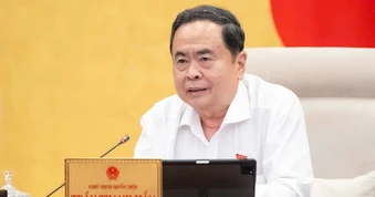 Kiên định nguyên tắc tăng trưởng thực chất, giữ vững ổn định vĩ mô