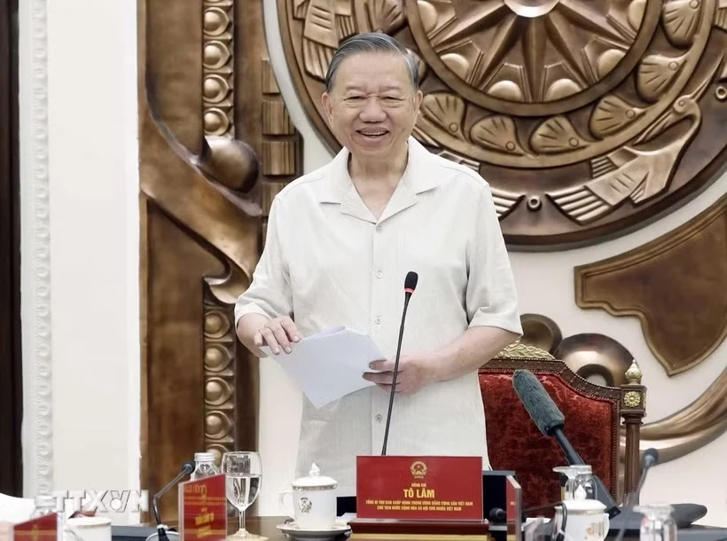Kiện toàn các Ban chỉ đạo TW về hoàn thiện thể chế, pháp luật, cải cách tư pháp Kiện toàn các Ban chỉ đạo TW về hoàn thiện thể chế, pháp luật, cải cách tư pháp