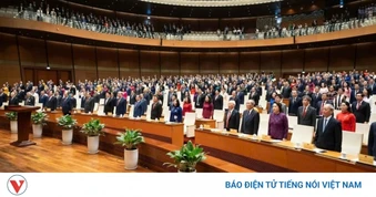 Kỳ họp không thường lệ thứ Nhất: Nghị trường Diên Hồng và thước đo từ lòng dân