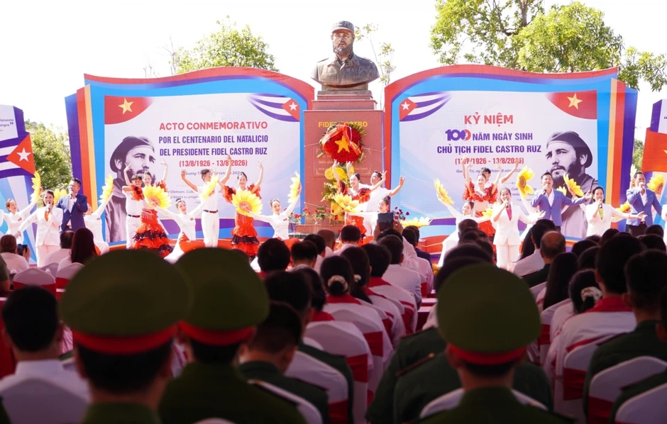 Kỷ niệm 100 năm ngày sinh Chủ tịch Cuba Fidel Castro Ruz tại tỉnh Quảng Trị Kỷ niệm 100 năm ngày sinh Chủ tịch Cuba Fidel Castro Ruz tại tỉnh Quảng Trị