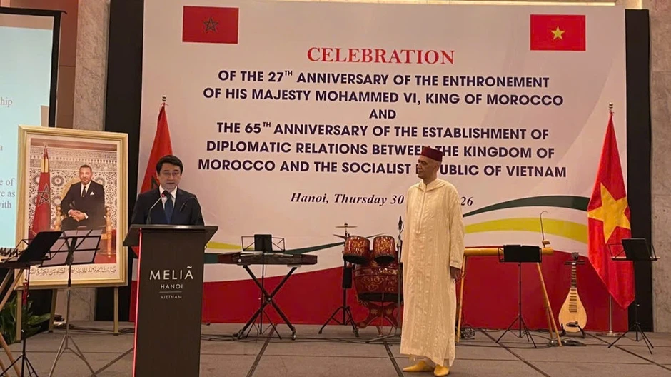 Kỷ niệm 27 năm Ngày lên ngôi của Quốc vương Morocco Mohammed VI Kỷ niệm 27 năm Ngày lên ngôi của Quốc vương Morocco Mohammed VI
