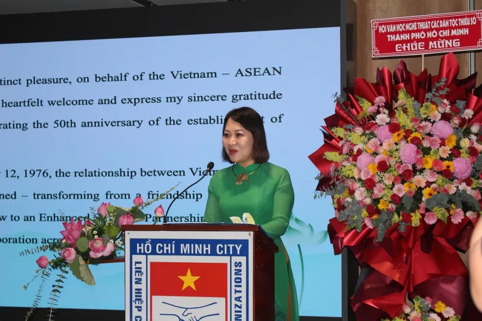 Kỷ niệm 50 năm thiết lập quan hệ ngoại giao Việt Nam - Philippines Kỷ niệm 50 năm thiết lập quan hệ ngoại giao Việt Nam - Philippines