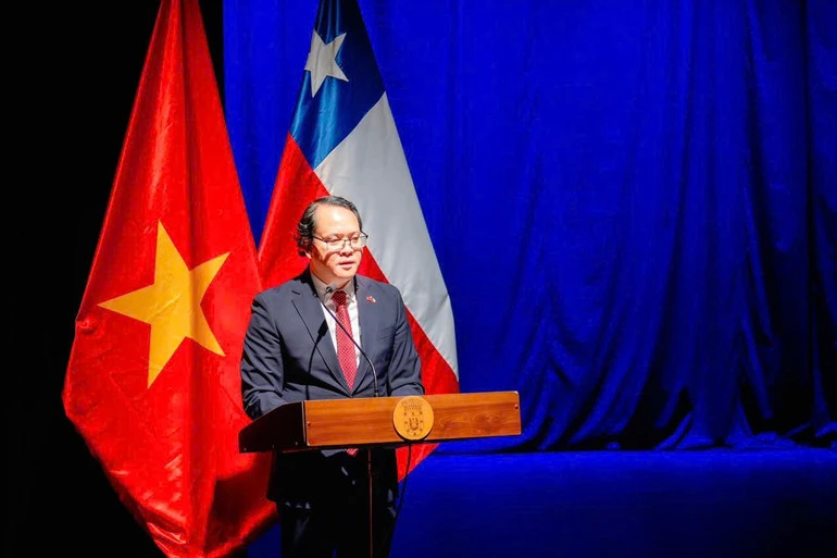 Kỷ niệm 55 năm thiết lập quan hệ ngoại giao Việt Nam-Chile tại thủ đô Santiago Kỷ niệm 55 năm thiết lập quan hệ ngoại giao Việt Nam-Chile tại thủ đô Santiago