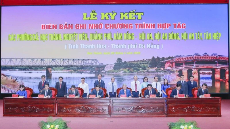 Kỷ niệm 65 năm kết nghĩa Thanh Hóa-Hội An Kỷ niệm 65 năm kết nghĩa Thanh Hóa-Hội An
