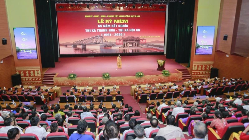 Kỷ niệm 65 năm kết nghĩa Thanh Hóa-Hội An Kỷ niệm 65 năm kết nghĩa Thanh Hóa-Hội An