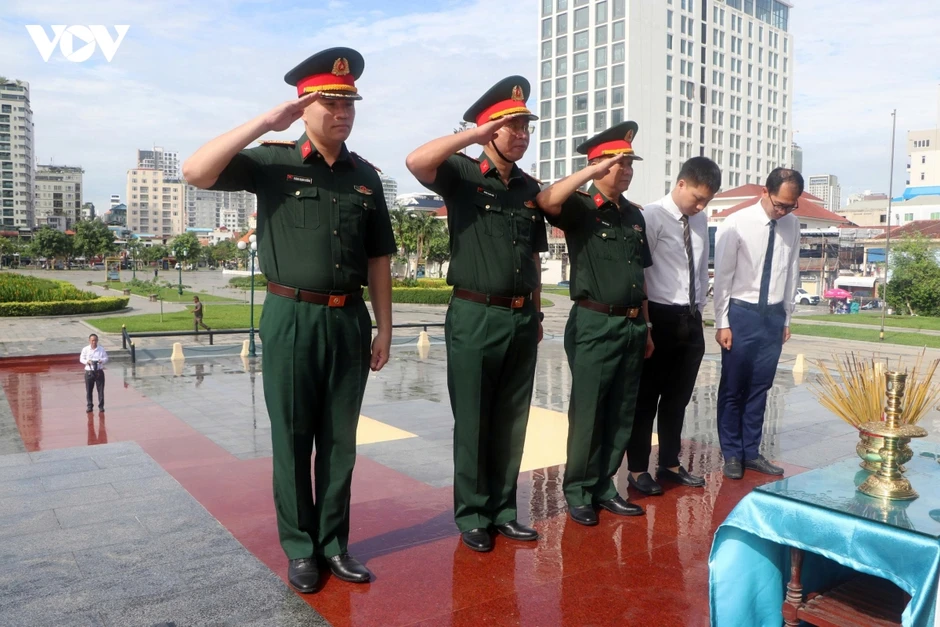 Kỷ niệm 79 năm Ngày Thương binh - Liệt sĩ tại Campuchia Kỷ niệm 79 năm Ngày Thương binh - Liệt sĩ tại Campuchia