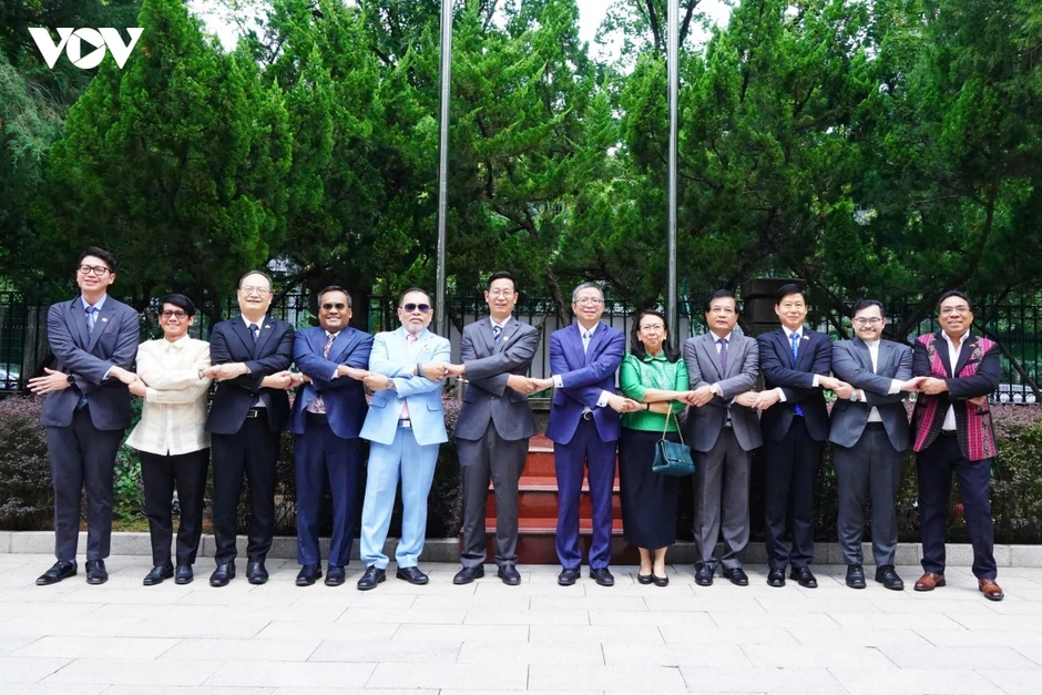 Kỷ niệm Ngày ASEAN tại Bắc Kinh: Củng cố đoàn kết, mở rộng hợp tác Kỷ niệm Ngày ASEAN tại Bắc Kinh: Củng cố đoàn kết, mở rộng hợp tác