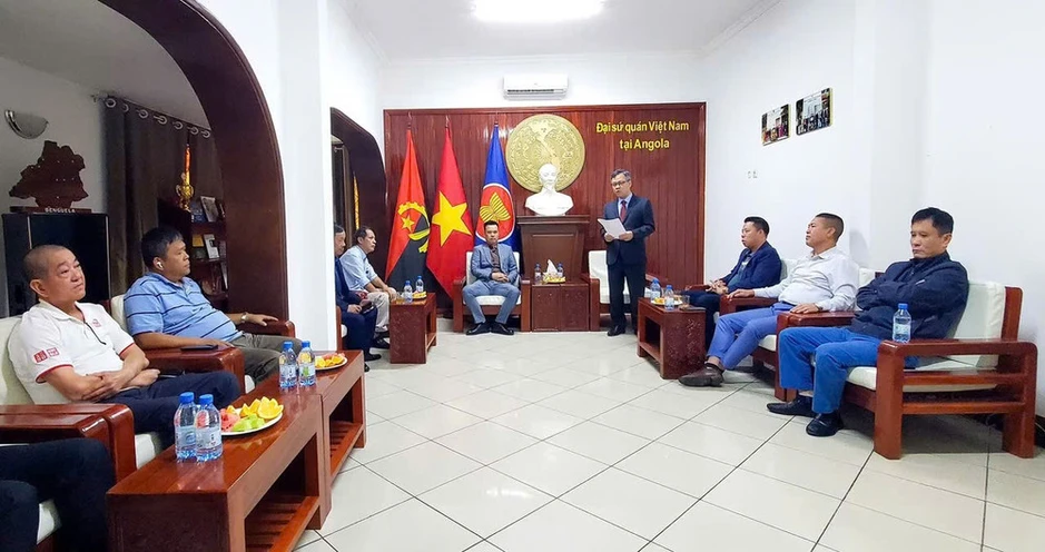 Kỷ niệm Ngày Thương binh-Liệt sĩ: Gặp mặt các cựu chiến binh Việt Nam tại Angola Kỷ niệm Ngày Thương binh-Liệt sĩ: Gặp mặt các cựu chiến binh Việt Nam tại Angola