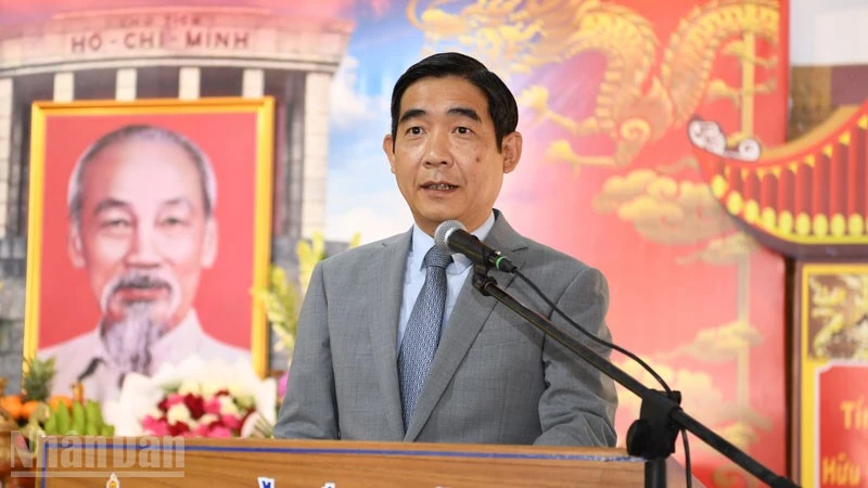 Kỷ niệm trọng thể 136 năm Ngày sinh Chủ tịch Hồ Chí Minh tại tỉnh Nakhon Phanom, Thái Lan Kỷ niệm trọng thể 136 năm Ngày sinh Chủ tịch Hồ Chí Minh tại tỉnh Nakhon Phanom, Thái Lan