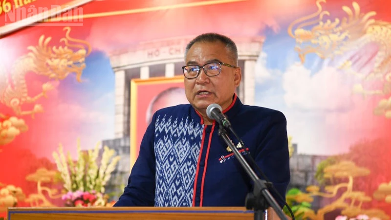 Kỷ niệm trọng thể 136 năm Ngày sinh Chủ tịch Hồ Chí Minh tại tỉnh Nakhon Phanom, Thái Lan Kỷ niệm trọng thể 136 năm Ngày sinh Chủ tịch Hồ Chí Minh tại tỉnh Nakhon Phanom, Thái Lan