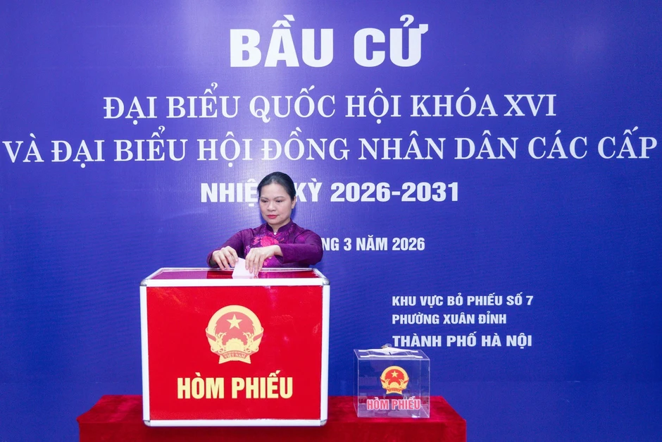 Lá phiếu gửi gắm kỳ vọng vào một nhiệm kỳ mới với nhiều quyết sách đúng đắn Lá phiếu gửi gắm kỳ vọng vào một nhiệm kỳ mới với nhiều quyết sách đúng đắn