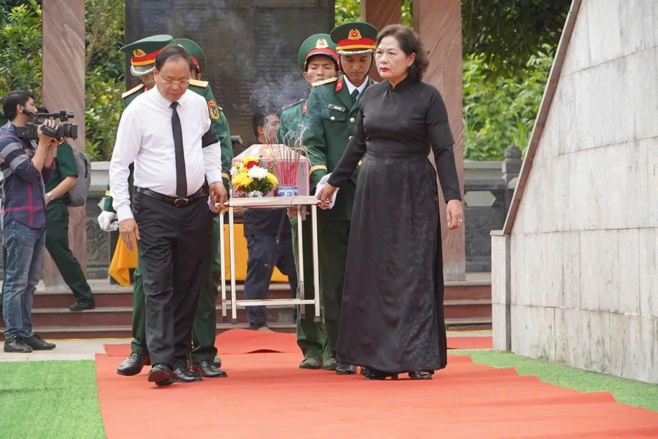 Lai Châu an táng, tiễn đưa hài cốt 47 liệt sĩ về nơi an nghỉ vĩnh hằng sau 75 năm