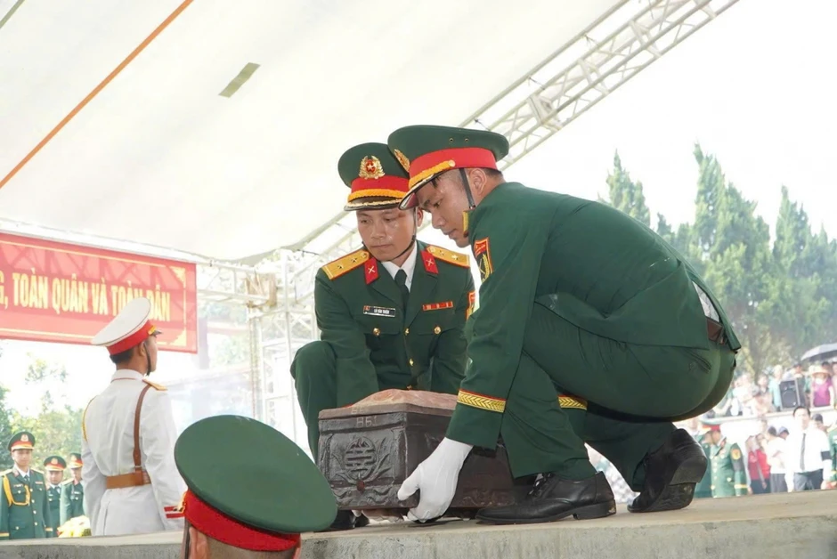 Lai Châu an táng, tiễn đưa hài cốt 47 liệt sĩ về nơi an nghỉ vĩnh hằng sau 75 năm
