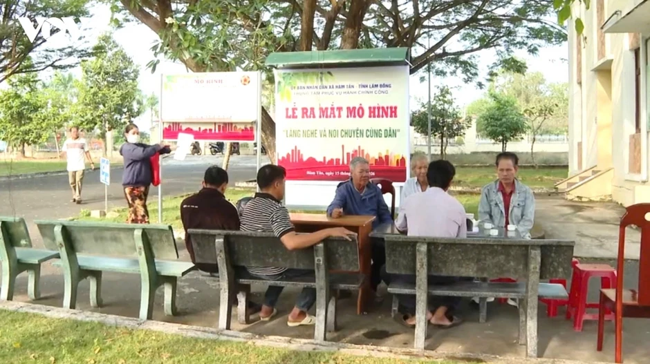 Lâm Đồng: Chính quyền hai cấp chuyển từ quản lý sang phục vụ Lâm Đồng: Chính quyền hai cấp chuyển từ quản lý sang phục vụ