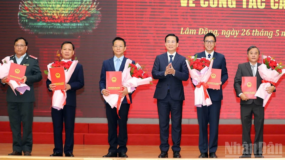 Lâm Đồng điều động, bổ nhiệm nhiều lãnh đạo sở, ngành, địa phương