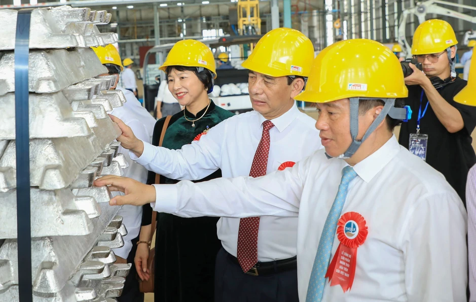 Lâm Đồng sản xuất nhôm thỏi đầu tiên của Việt Nam