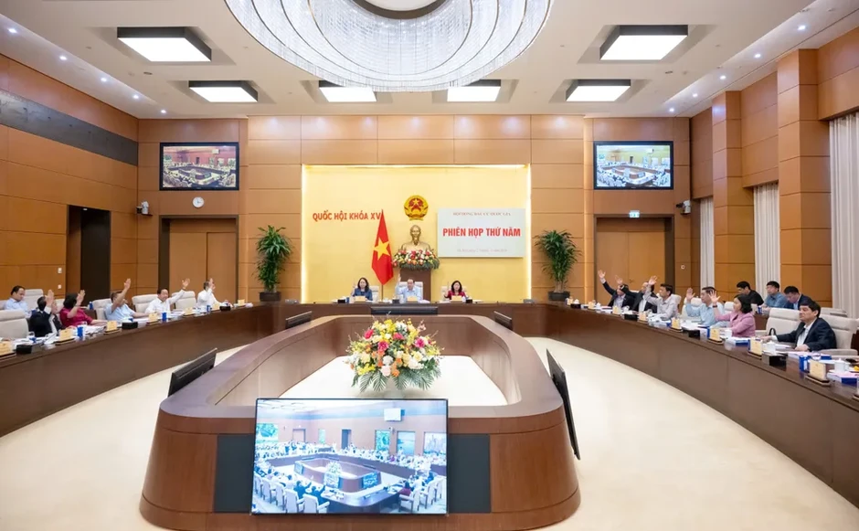 Lần đầu tiên Quốc hội có đại diện của người dân tộc Ơ Đu Lần đầu tiên Quốc hội có đại diện của người dân tộc Ơ Đu