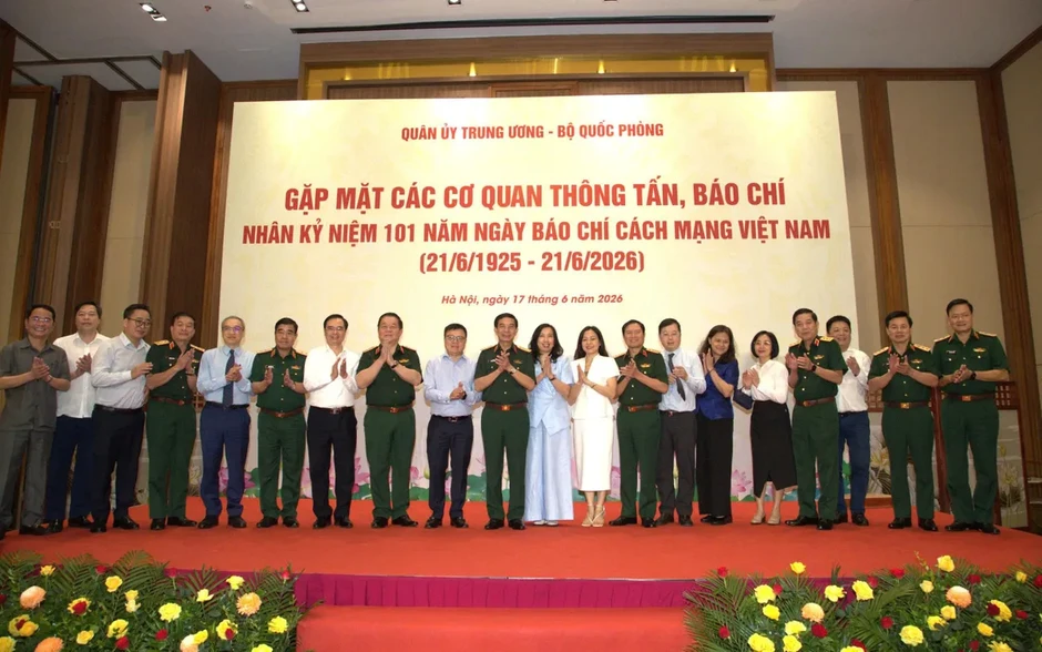 Lan tỏa mạnh mẽ, sâu rộng hơn nữa hình ảnh “Bộ đội Cụ Hồ” Lan tỏa mạnh mẽ, sâu rộng hơn nữa hình ảnh “Bộ đội Cụ Hồ”
