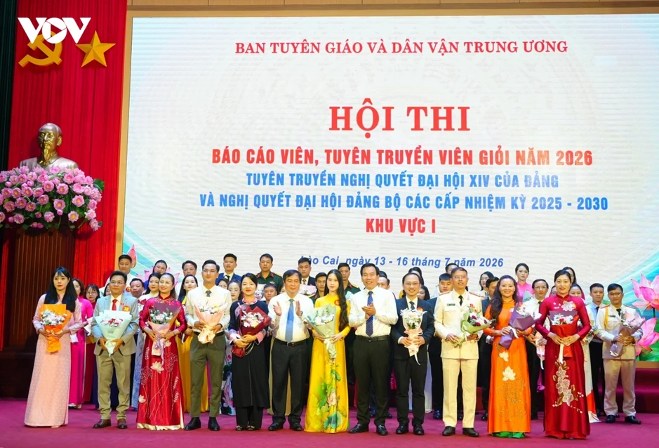 Lan tỏa Nghị quyết Đảng từ sức mạnh tuyên truyền miệng Lan tỏa Nghị quyết Đảng từ sức mạnh tuyên truyền miệng