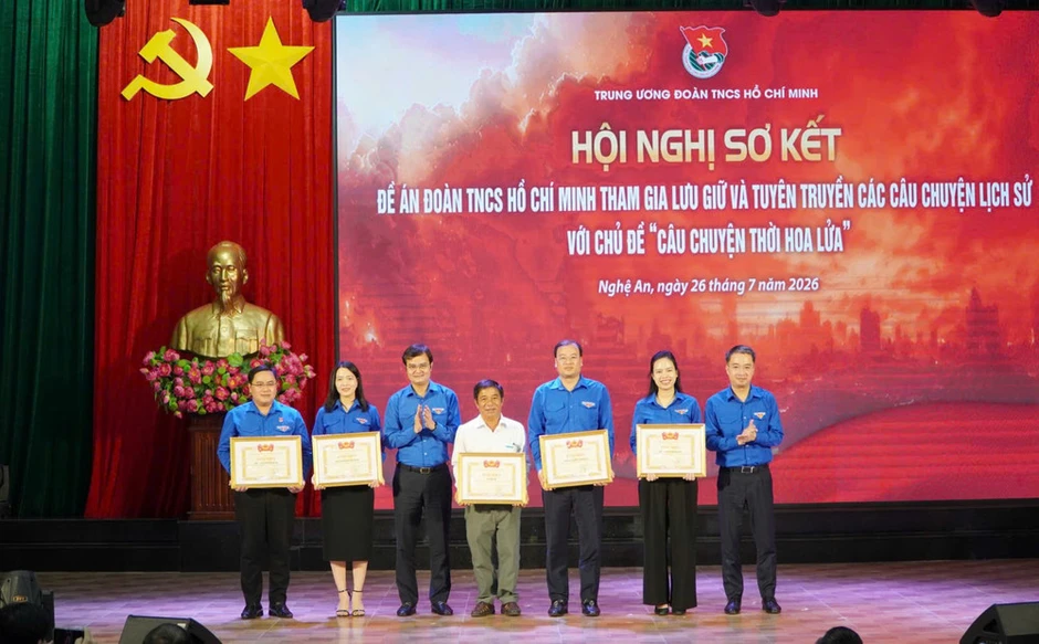 Lan tỏa những câu chuyện thời hoa lửa Lan tỏa những câu chuyện thời hoa lửa