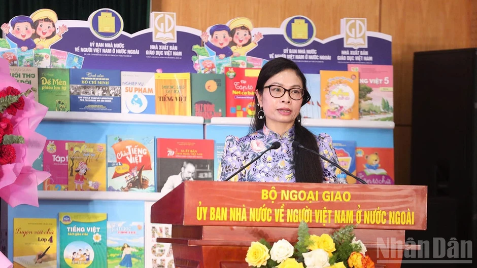 Lan tỏa phong trào gìn giữ tiếng Việt trong cộng đồng người Việt Nam ở nước ngoài Lan tỏa phong trào gìn giữ tiếng Việt trong cộng đồng người Việt Nam ở nước ngoài