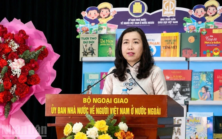 Lan tỏa phong trào gìn giữ tiếng Việt trong cộng đồng người Việt Nam ở nước ngoài Lan tỏa phong trào gìn giữ tiếng Việt trong cộng đồng người Việt Nam ở nước ngoài