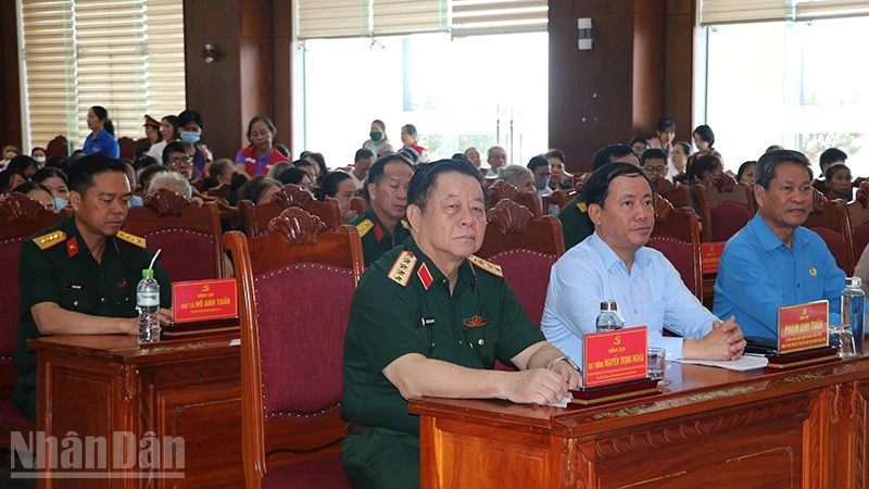 Lan tỏa truyền thống “Uống nước nhớ nguồn” Lan tỏa truyền thống “Uống nước nhớ nguồn”