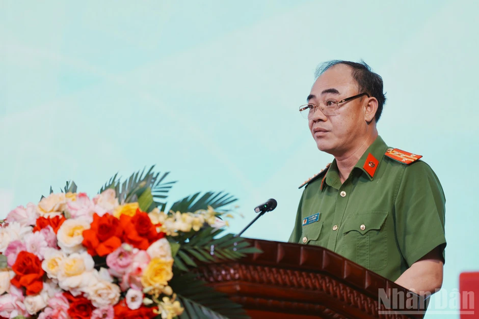 Lạng Sơn khai trương mô hình “Trạm dịch vụ công số” Lạng Sơn khai trương mô hình “Trạm dịch vụ công số”