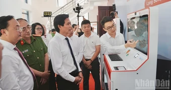 Lạng Sơn khai trương mô hình “Trạm dịch vụ công số”