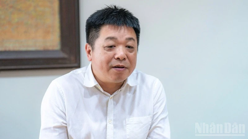 Lãnh đạo Ban Tuyên giáo và Dân vận Trung ương thăm, chúc mừng Đại diện Báo Nhân Dân tại miền trung-Tây Nguyên Lãnh đạo Ban Tuyên giáo và Dân vận Trung ương thăm, chúc mừng Đại diện Báo Nhân Dân tại miền trung-Tây Nguyên