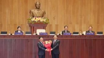 Lãnh đạo Chính phủ, Quốc hội Việt Nam gửi thư chúc mừng Chủ tịch Quốc hội và Thủ tướng Lào