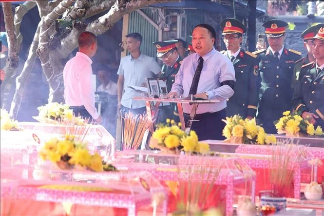 Lãnh đạo Đảng, Nhà nước dâng hương, dự lễ truy điệu các Anh hùng liệt sĩ Lãnh đạo Đảng, Nhà nước dâng hương, dự lễ truy điệu các Anh hùng liệt sĩ