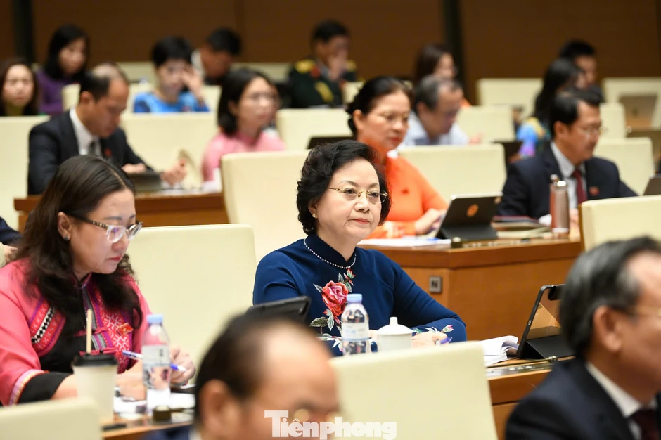 Lãnh đạo Đảng, Nhà nước dự Kỳ họp không thường lệ thứ Nhất, Quốc hội khóa XVI Lãnh đạo Đảng, Nhà nước dự Kỳ họp không thường lệ thứ Nhất, Quốc hội khóa XVI