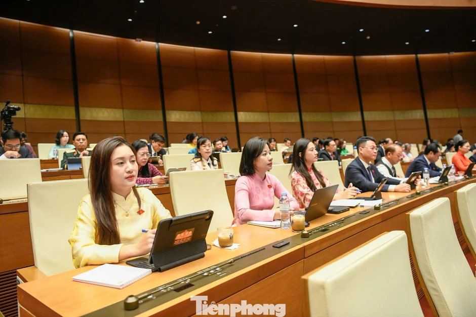 Lãnh đạo Đảng, Nhà nước dự Kỳ họp không thường lệ thứ Nhất, Quốc hội khóa XVI Lãnh đạo Đảng, Nhà nước dự Kỳ họp không thường lệ thứ Nhất, Quốc hội khóa XVI