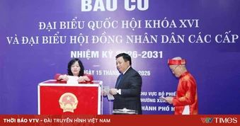Lãnh đạo Đảng, Nhà nước, MTTQ Việt Nam bỏ phiếu tại các điểm bầu cử ở Hà Nội