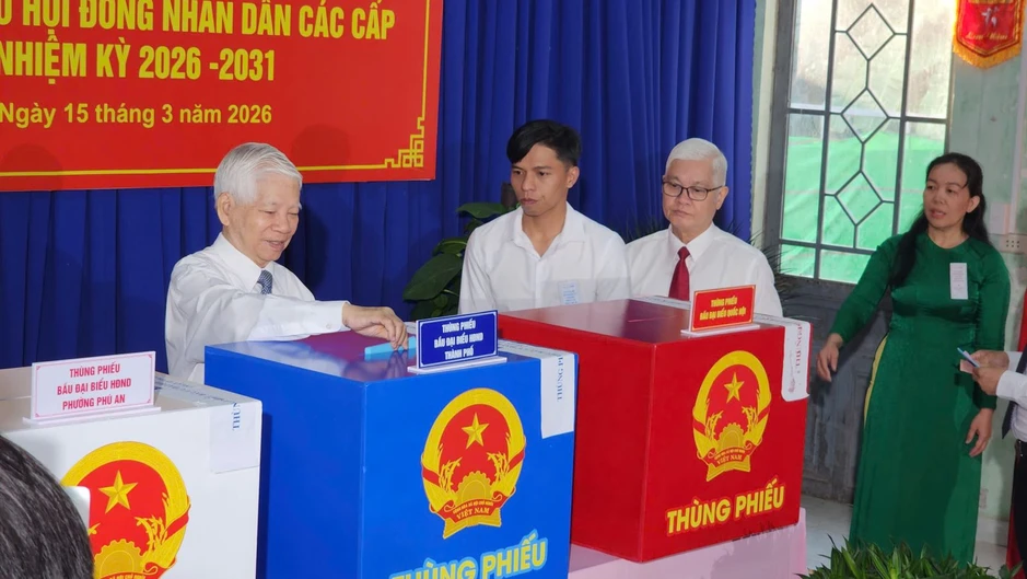Lãnh đạo, nguyên lãnh đạo Đảng, Nhà nước tham gia bầu cử tại TP Hồ Chí Minh Lãnh đạo, nguyên lãnh đạo Đảng, Nhà nước tham gia bầu cử tại TP Hồ Chí Minh