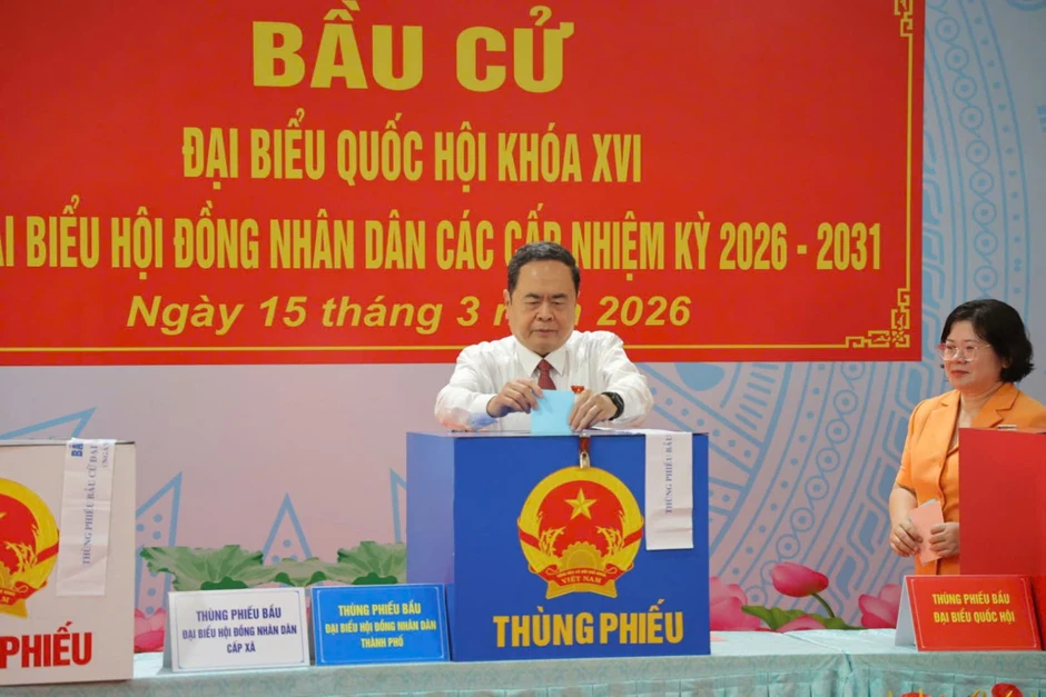 Lãnh đạo, nguyên lãnh đạo Đảng, Nhà nước tham gia bầu cử tại TP Hồ Chí Minh Lãnh đạo, nguyên lãnh đạo Đảng, Nhà nước tham gia bầu cử tại TP Hồ Chí Minh