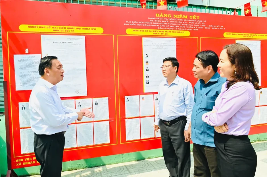 Lãnh đạo TPHCM kiểm tra công tác chuẩn bị bầu cử tại các xã Nhuận Đức, Phú Hòa Đông và Củ Chi. Lãnh đạo TPHCM kiểm tra công tác chuẩn bị bầu cử tại các xã Nhuận Đức, Phú Hòa Đông và Củ Chi.