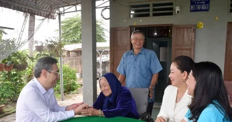 Lãnh đạo TPHCM thăm, tri ân Mẹ Việt Nam Anh hùng