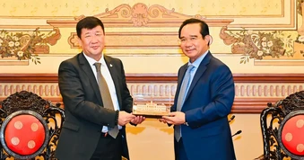 Lãnh đạo TPHCM tiếp Đại sứ Mông Cổ chào từ biệt