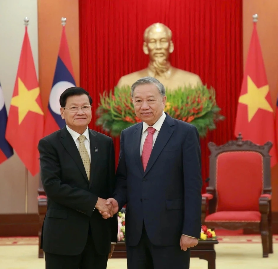 Lãnh đạo Việt Nam gửi điện mừng lãnh đạo cấp cao mới của Lào Lãnh đạo Việt Nam gửi điện mừng lãnh đạo cấp cao mới của Lào